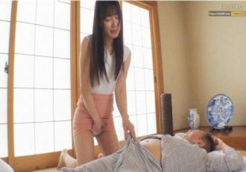 Dì Dâm Nhờ Cháu Trai Bú Liếm Cho Sướng Lồnm
